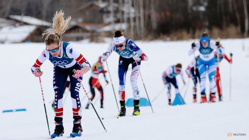 Crosscountry-Diggins' final Games off to rocky start after early skiathlon crash
