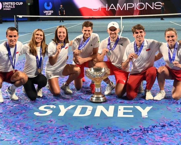 Third time lucky as Poland beat Switzerland to win United Cup