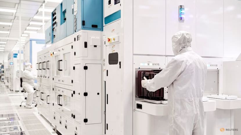 IBM says 'Loon' chip shows path to useful quantum computers by 2029