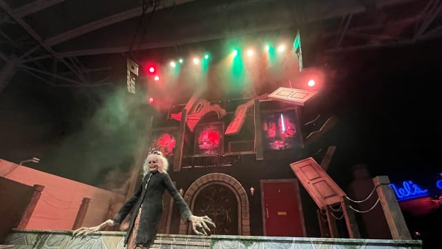 Halloween Horror Nights11惊吓指数再升级　要练胆量的请进来！