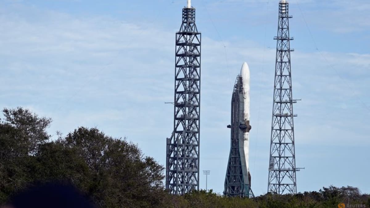 Blue Origin's New Glenn rocket lifts off from Florida in debut mission ...