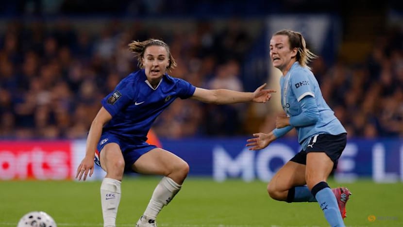 Chelsea off to winning WSL start with 2-1 victory over Man City