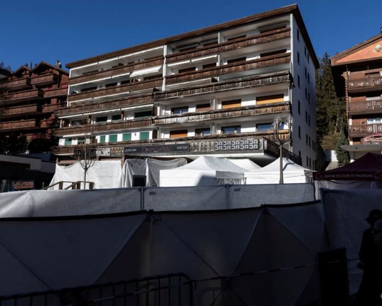 Alpine skiing-Italy's ski team to pay tribute to victims of Crans Montana fire
