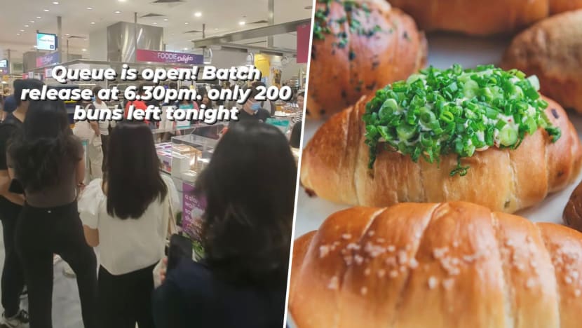 Long Queues Seen At New Shio Pan Stall Opened By Sourbombe Doughnut Baker 