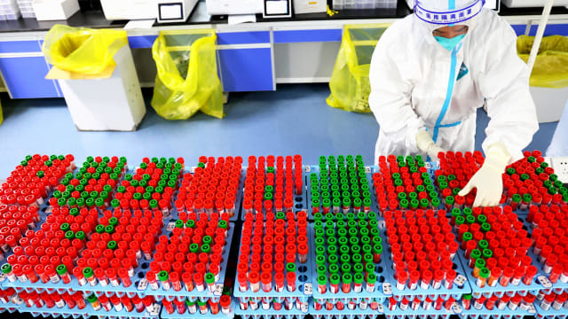 我国同江苏签署21项合作协定 涵盖医疗保健等领域