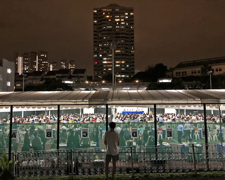 The Big Read: En bloc wars erupt once more, turning neighbours into foes