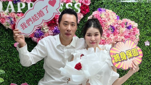 11月将迎来女儿　余祥铨登记结婚