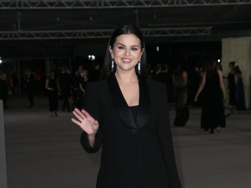 Selena Gomez On Coping With Bipolar Diagnosis: "I Needed To Take It Day By Day" 