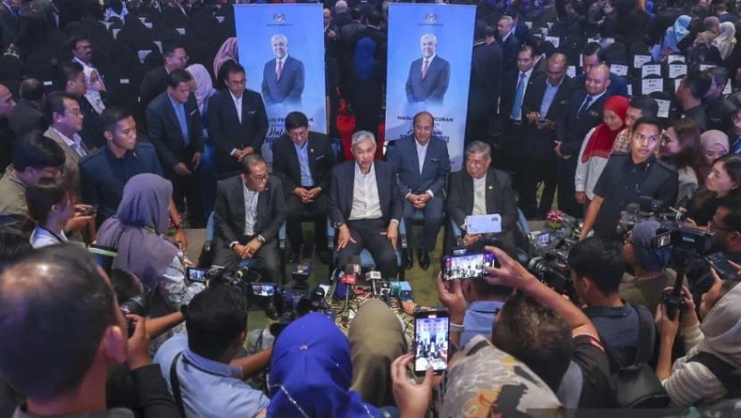 Ahmad Zahid sangkal spekulasi hidap barah, letak jawatan Presiden UMNO Ahmad Zahid sangkal spekulasi hidap barah, letak jawatan Presiden UMNO