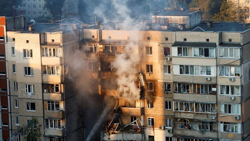 Russia's largest air attack on Ukraine sets fire to main government building