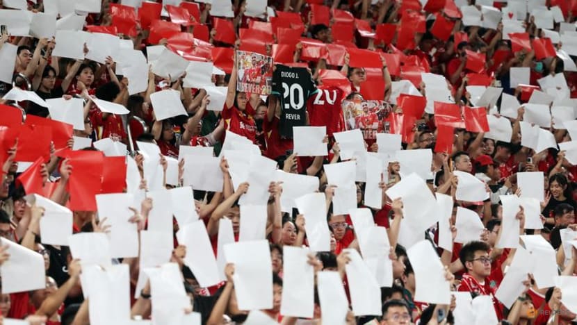 Liverpool fans, Dalglish pay tribute to Jota in Hong Kong