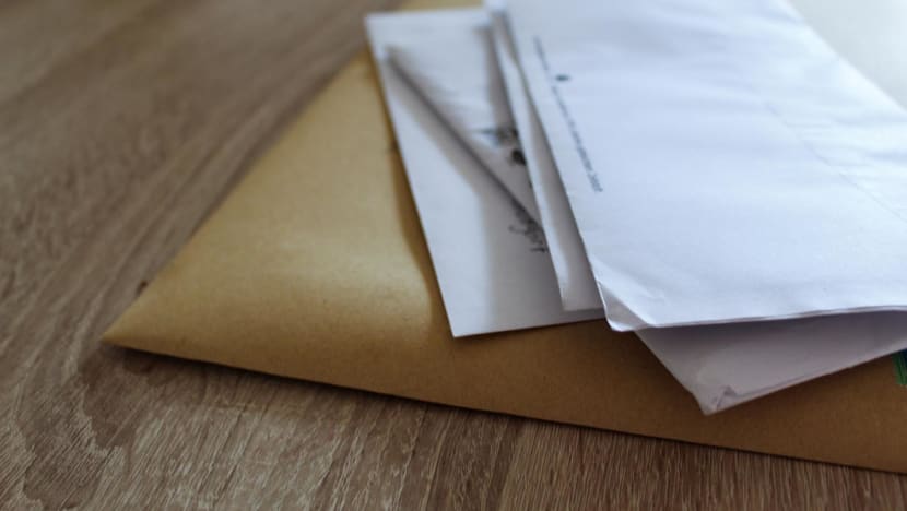 Vivian Balakrishnan, Tan Wu Meng among MPs who received extortion letters with fake obscene photos Vivian Balakrishnan, Tan Wu Meng among MPs who received extortion letters with fake obscene photos