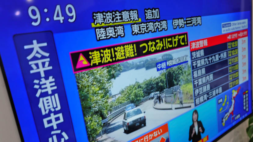 Megaquake off Russian coast sparks tsunami warnings in Japan, Hawaii