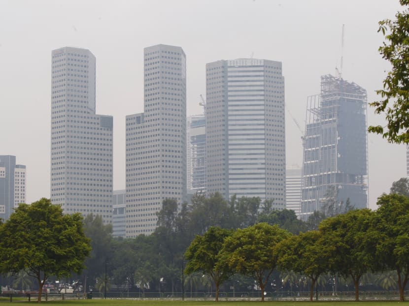 Haze spotted around Suntec City area on Sept 18, 2014. Photo: Ernest Chua
