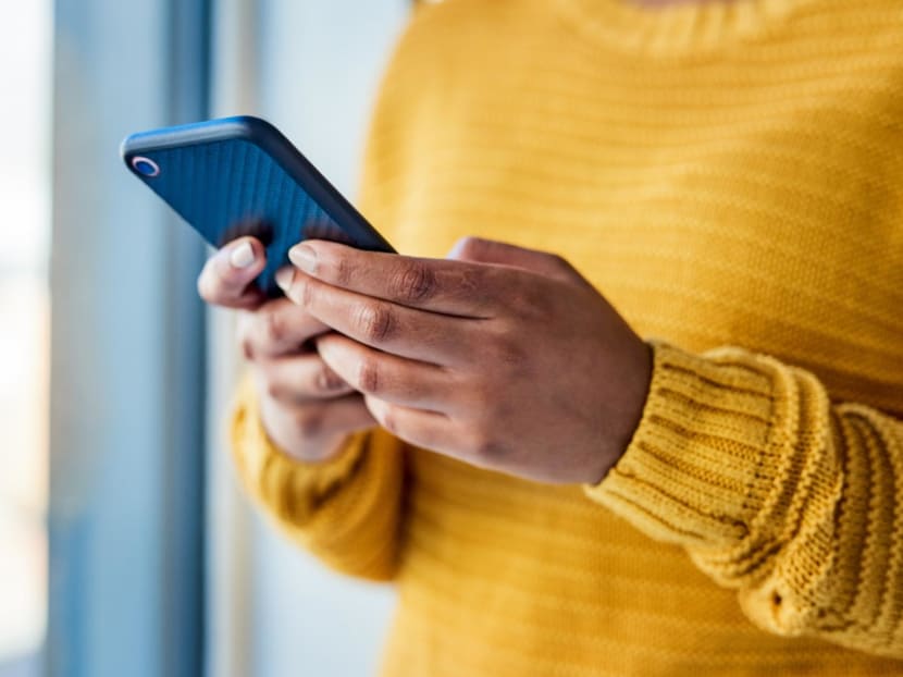 Are you dreamscrolling? Three ways to avoid overspending Are you dreamscrolling? Three ways to avoid overspending