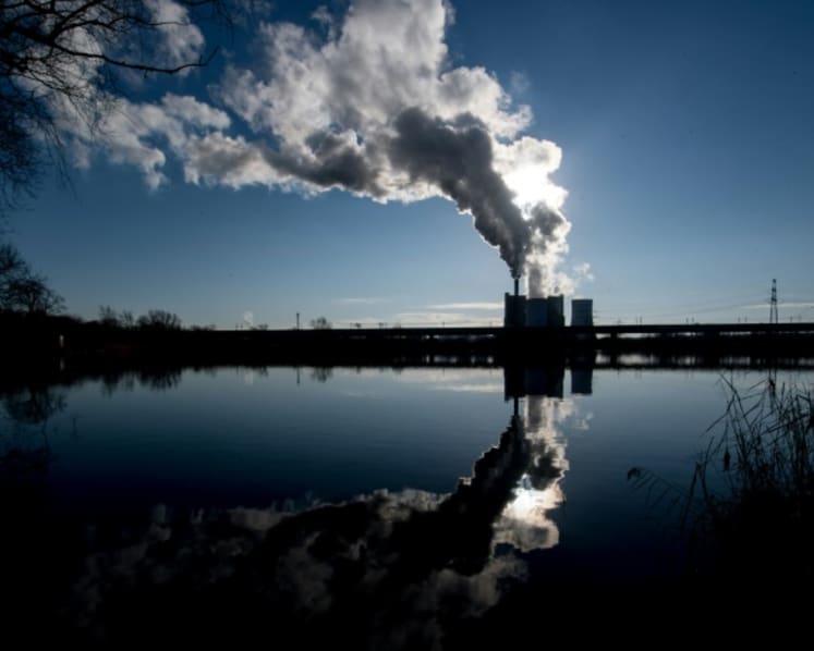 Commentary: For everyone’s sake, companies must stop manipulating their emission reports