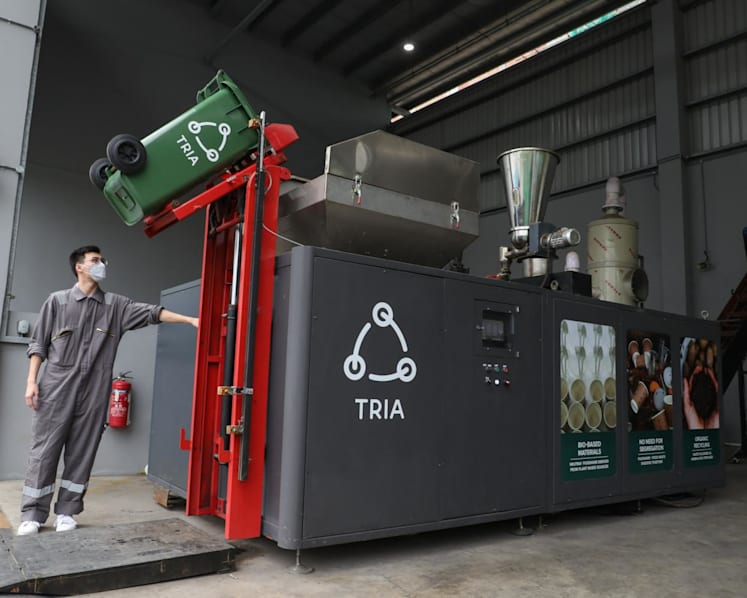 'Clever solution': S'pore firm launches pilot to turn KFC packaging, food waste into farm fertiliser