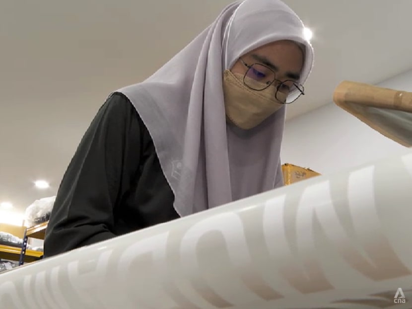 From T-shirts to umbrellas: Malaysia GE15 spells big business for local suppliers, as parties splurge on merchandise From T-shirts to umbrellas: Malaysia GE15 spells big business for local suppliers, as parties splurge on merchandise