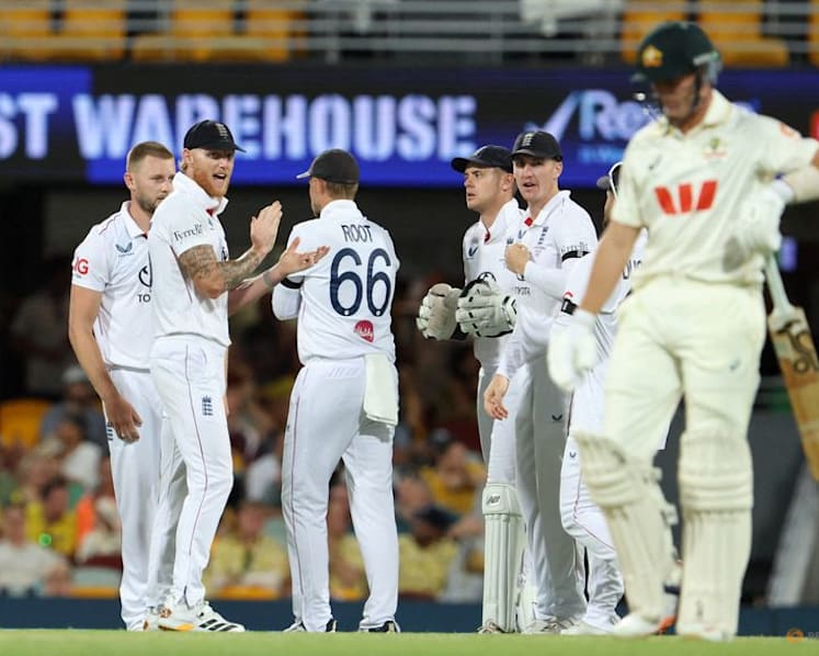 England must change mindset to salvage Ashes, says Johnson