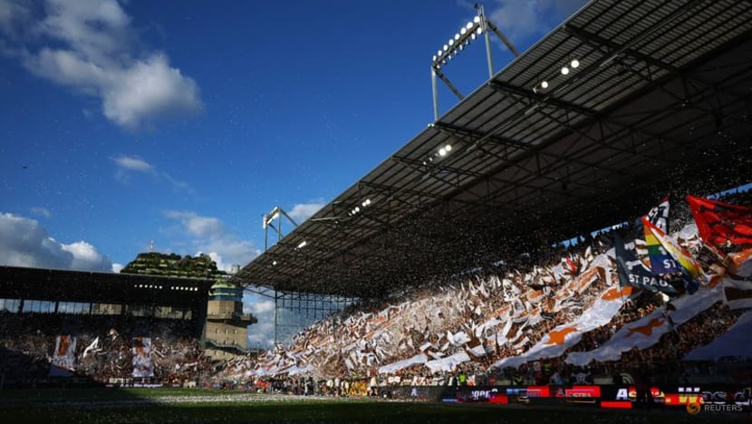 Dortmund concede two late goals to draw 3-3 at St Pauli in Bundesliga opener Dortmund concede two late goals to draw 3-3 at St Pauli in Bundesliga opener