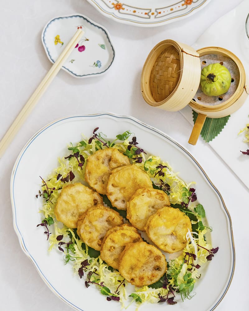 Where do top chefs eat in Hong Kong?