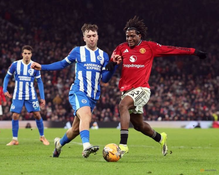 Martinelli hat-trick sends Arsenal past Portsmouth in FA Cup, Man Utd beaten