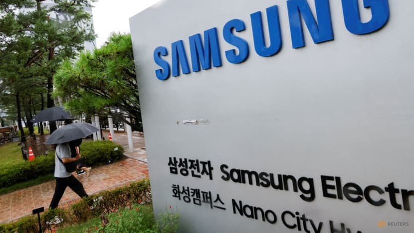 Samsung sees Q1 profit beating estimates as looming tariffs spur chip, phone sales