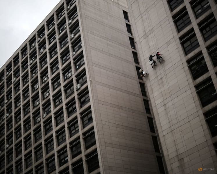 South Korea's economy grows faster than expected in third quarter