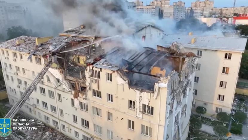 Russian attacks on Ukraine kill 10 ahead of Trump-Zelenskyy meeting Russian attacks on Ukraine kill 10 ahead of Trump-Zelenskyy meeting