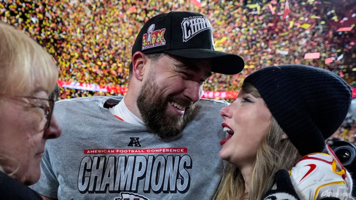Permit obtained by AP shows schedule for Taylor Swift and Travis Kelce's wedding