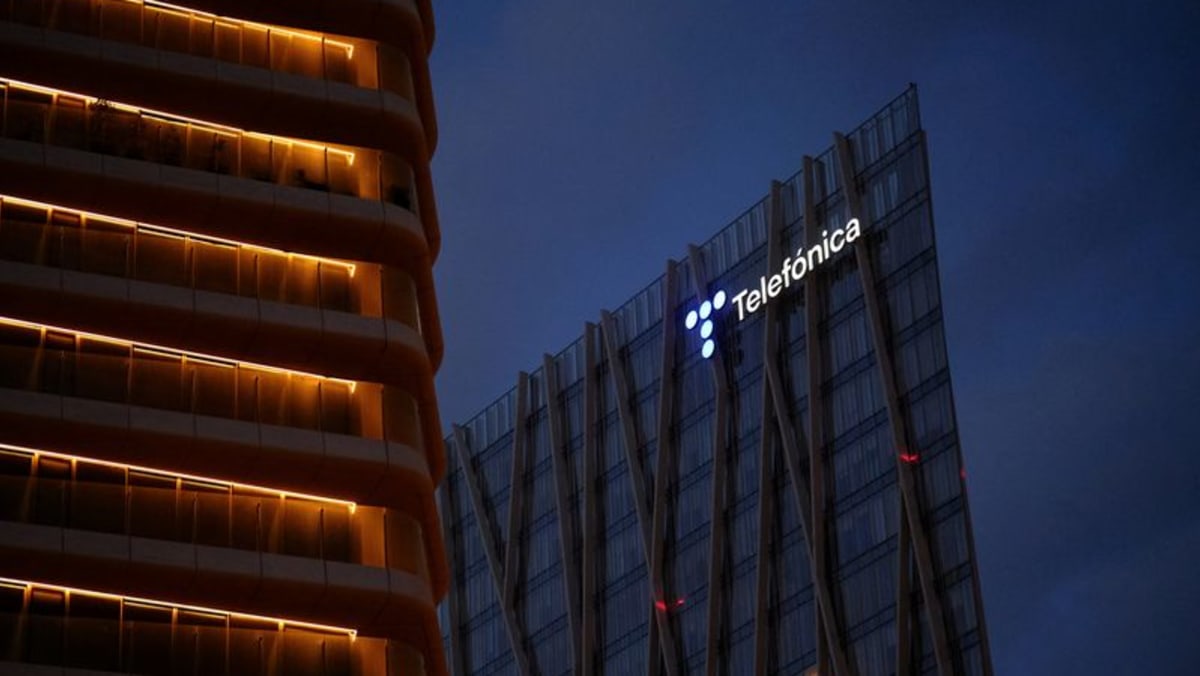 Telefonica in exclusive talks to sell its Mexican unit to Beyond ONE, sources say