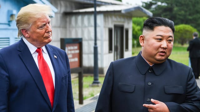 特朗普仍愿同金正恩接触 以实现朝鲜半岛无核化