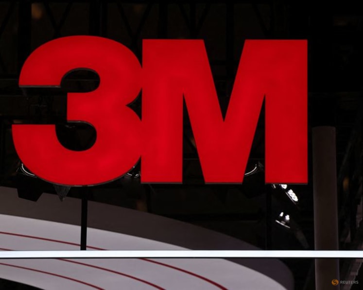 3M expands Amazon data center partnership, shares gain