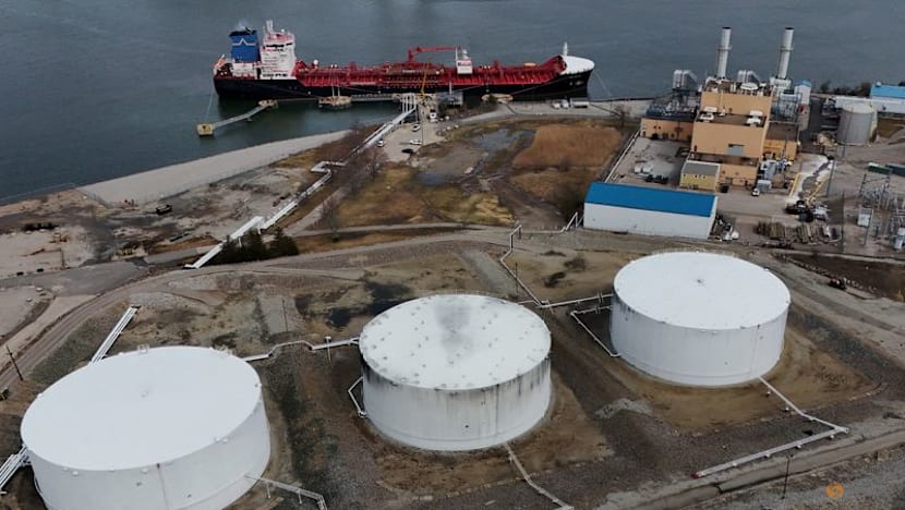 Ample supply buffers US oil cargoes from price shock as Europe, Asia prices surge