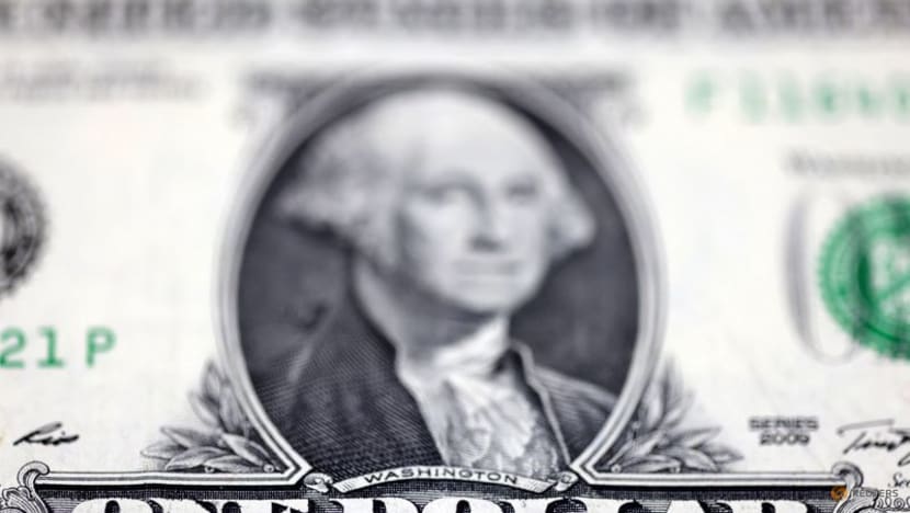 US dollar firms as strong jobs data supports Fed easing pause