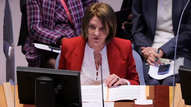 因涉嫌“严重腐败” 挪威警方立案调查外交官尤尔及其丈夫 