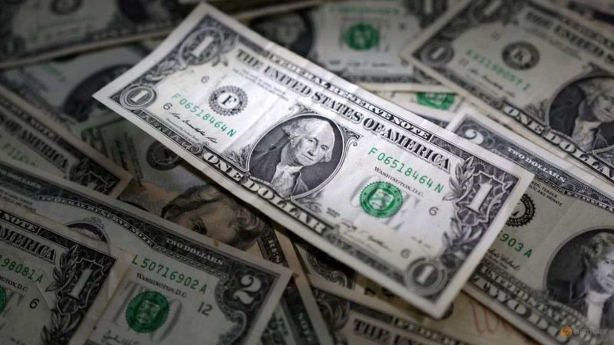 Dollar Steady Near One-Week High as Investors Anticipate Warsh's Jackson Hole Debut