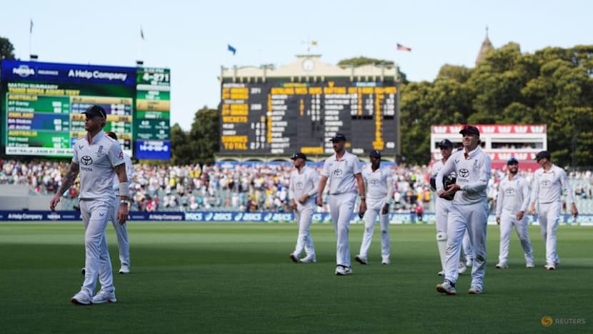 Head century crushes England's hopes as Australia eye Ashes win