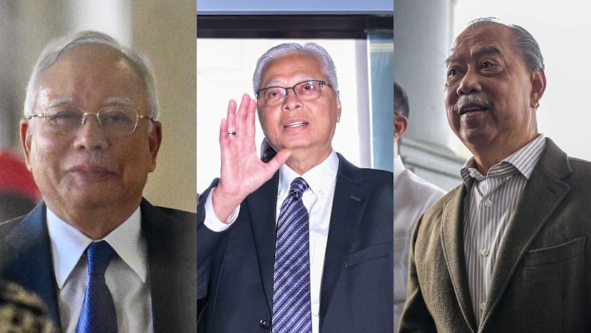 A rare convergence of 3 former Malaysian PMs at court building, all facing separate legal battles