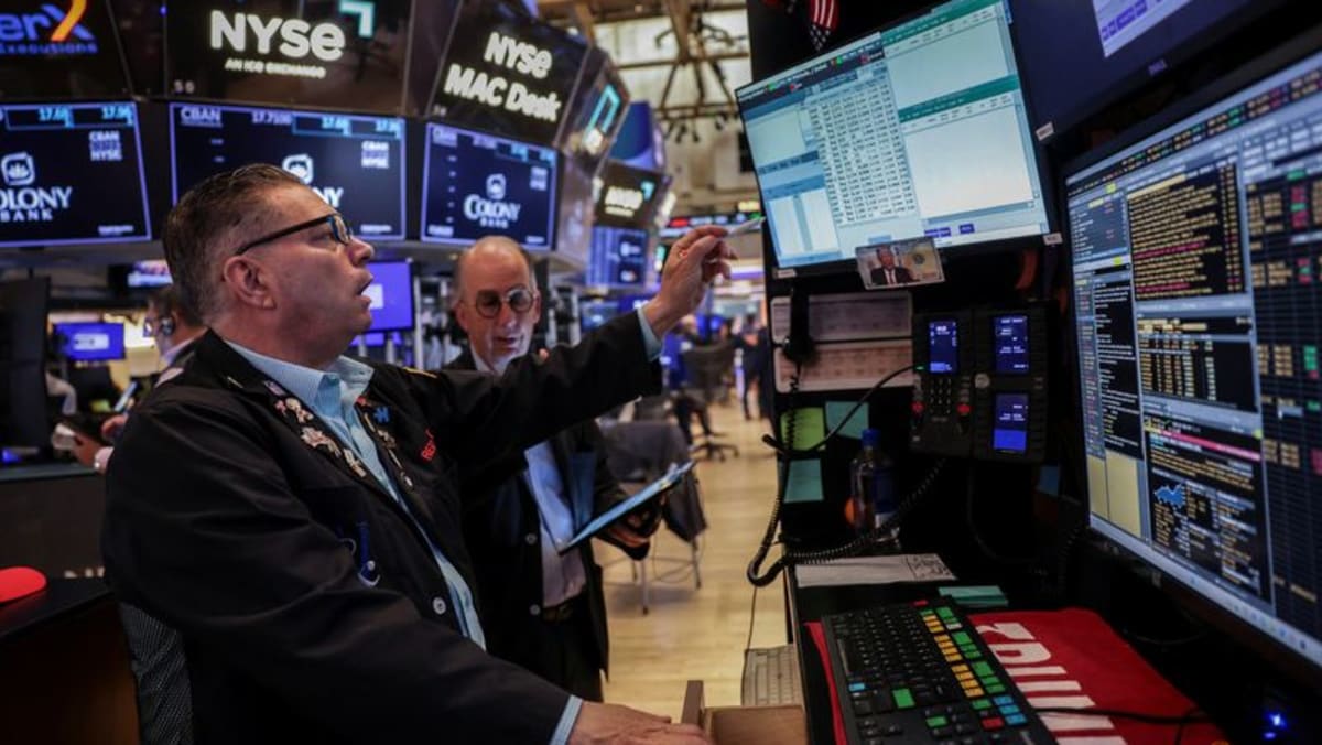 Trading Day: Bond blues mar stocks' joy