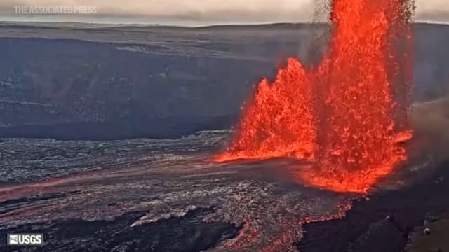 夏威夷基拉韦厄火山再度喷发