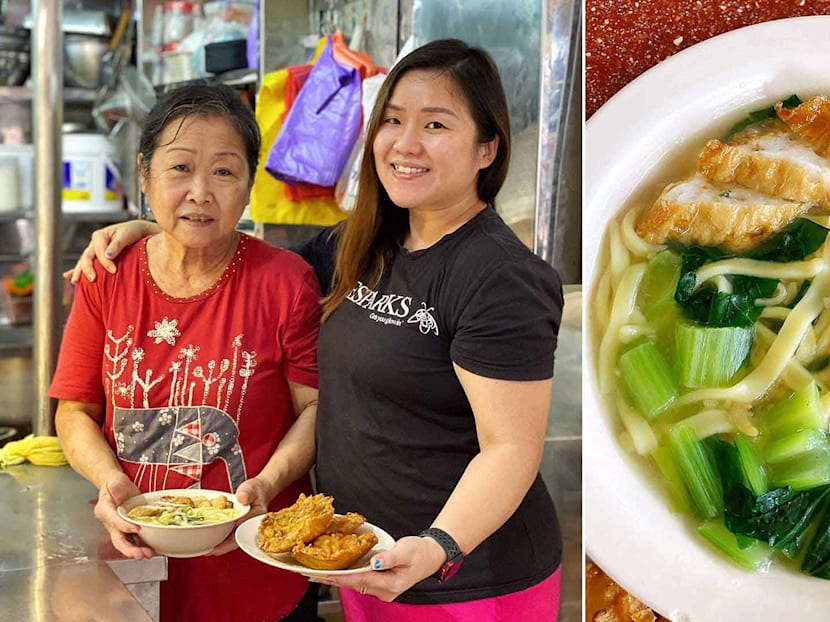 Mother-Daughter Hawkers Sell Hard-To-Find Traditional Trishaw Noodles At $2