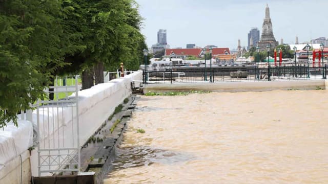 泰国当局向六府市发布洪水预警