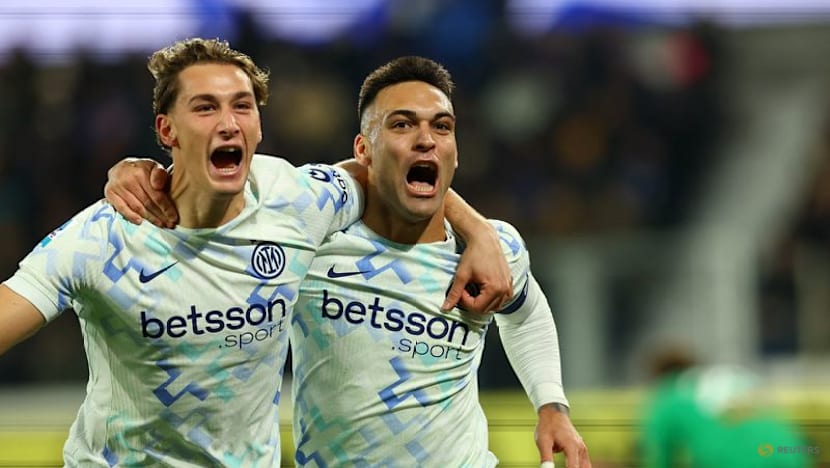Inter edge past Atalanta to claim top spot in Serie A