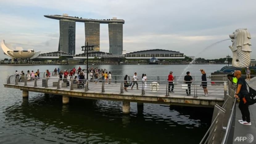 Pakar ekonomi turunkan ramalan ekonomi S'pura bagi 2022 di tengah inflasi, kelembahan global: Tinjauan MAS Pakar ekonomi turunkan ramalan ekonomi S'pura bagi 2022 di tengah inflasi, kelembahan global: Tinjauan MAS