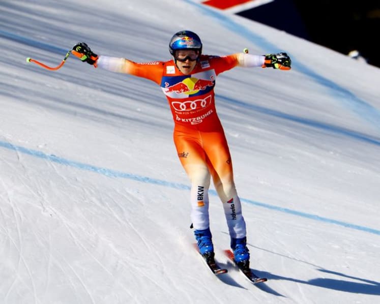 Alpine skiing-Unstoppable Swiss Odermatt wins Kitzbuehel super-G