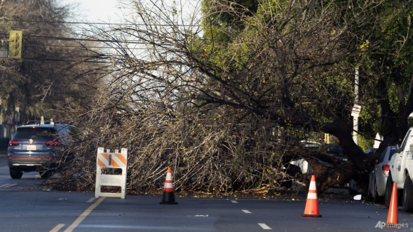 California dries out, digs out after storm dumps rain, snow California dries out, digs out after storm dumps rain, snow