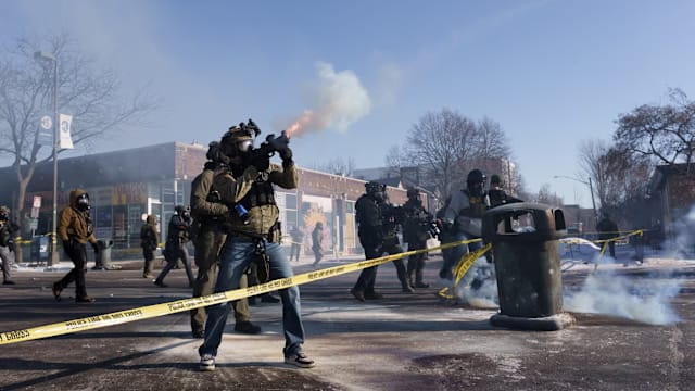 特朗普：政府会稍微缓和明尼苏达州局势