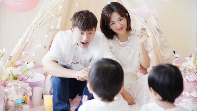 小女儿刚出生就住进保温箱　谢娜曝爱女健康状况
