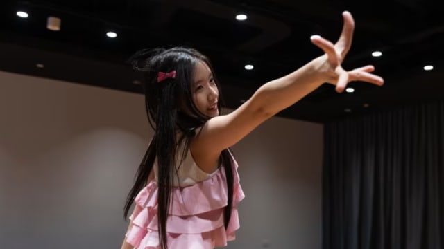 “K-Pop是我的使命” 15岁狮城少女赴韩逐明星梦